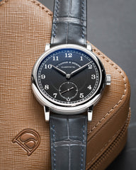 Matte Grey Storm Alligator Signature Strap