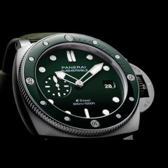 Submersible QuarantaQuattro Verde Smeraldo PAM01287