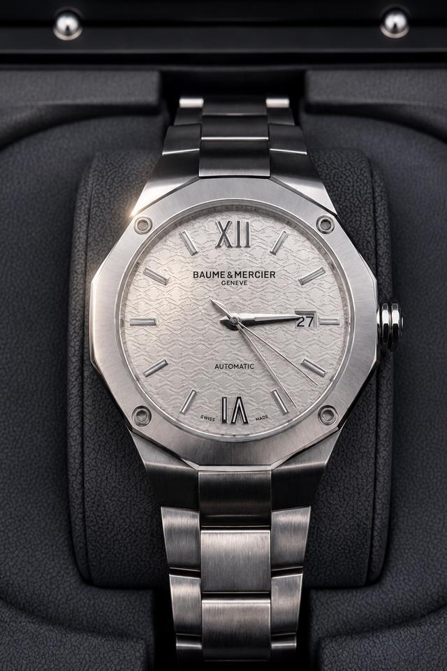 Baume & Mercier Riviera Automatic Silver Dial Stainless Steel Men's Watch MOA10622
