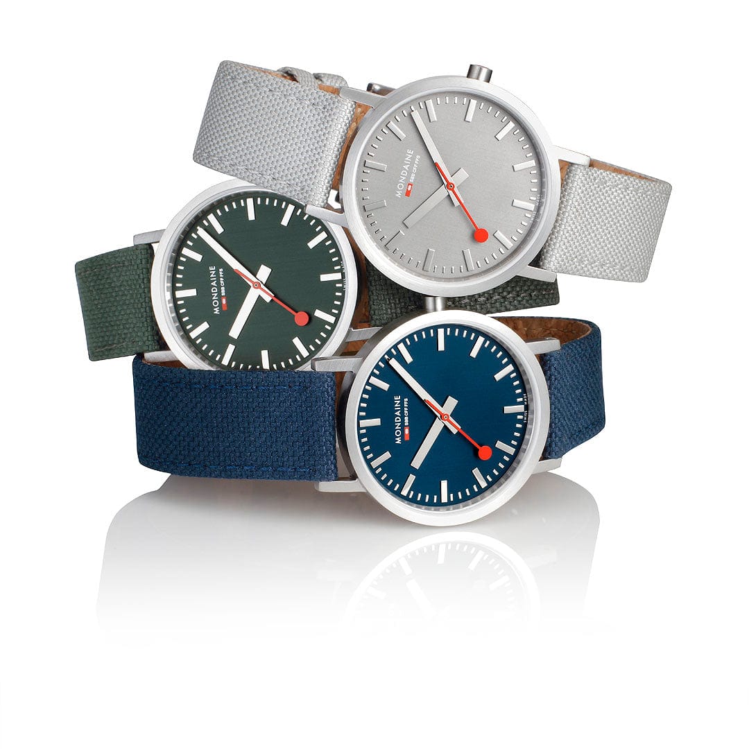 Mondaine Classic Deep Ocean Blue Textile, 36 mm A660.30314.40SBD