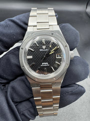 F77 Black 69000A77