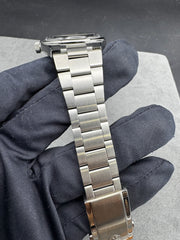 F77 Black 69000A77