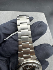 F77 Black 69000A77