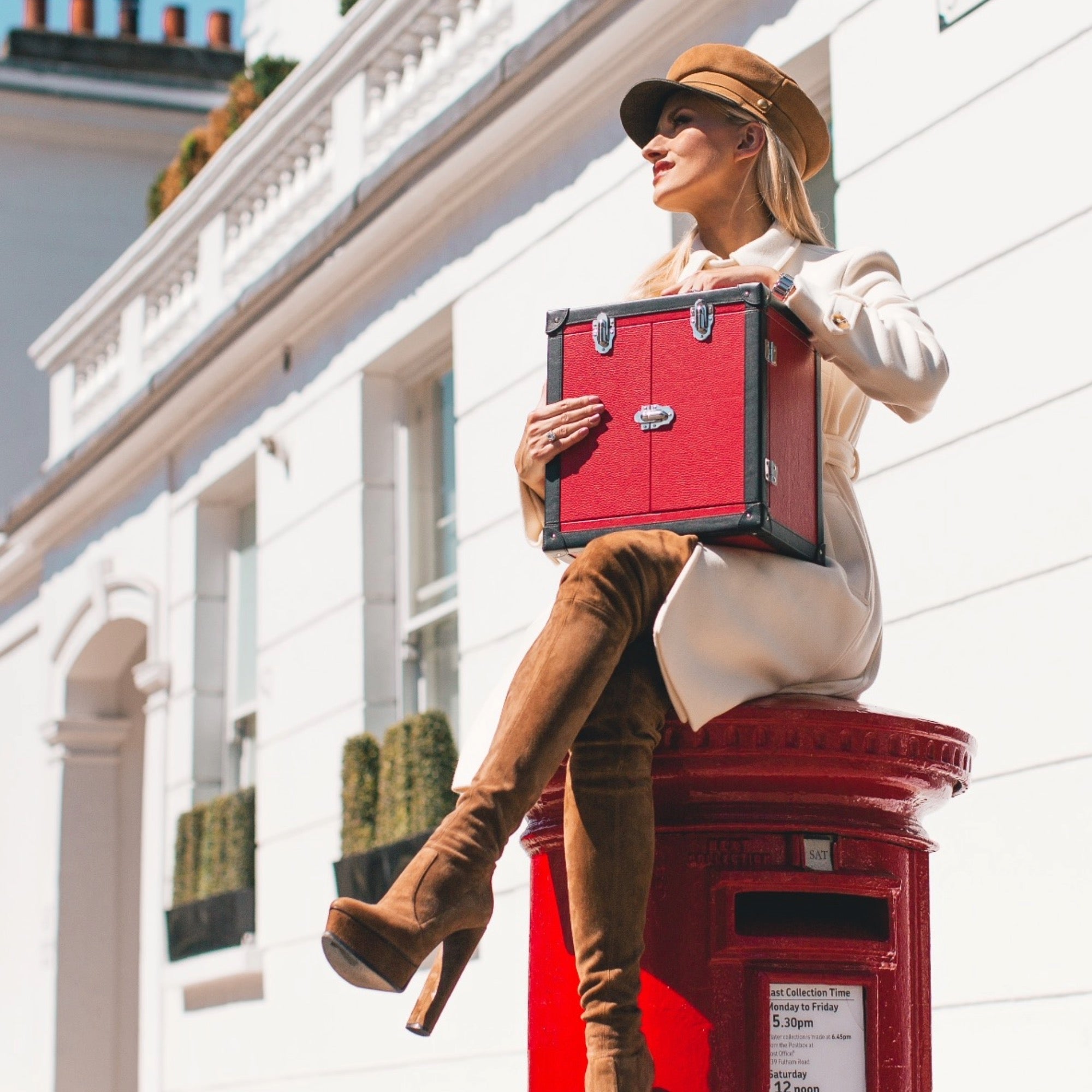 deluxe-jewellery-trunk-red