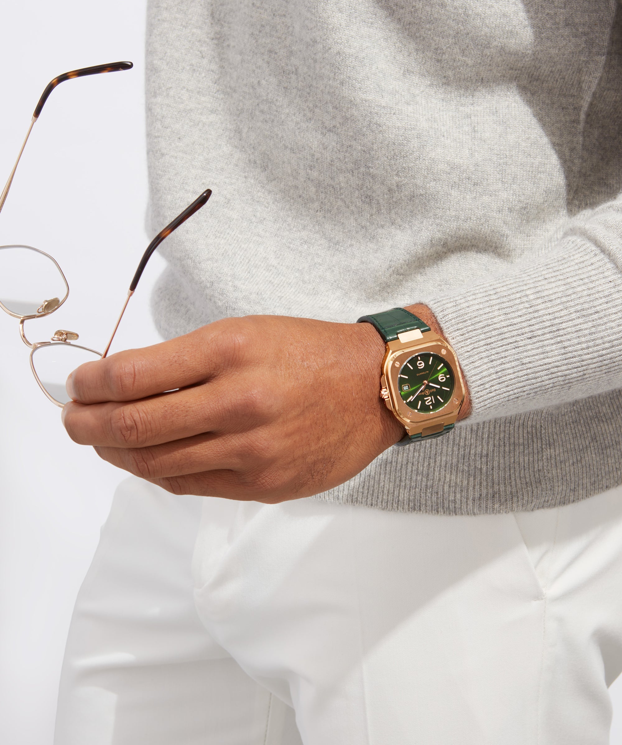 bell-ross-br-05-green-gold-40-mm-br05a-gn-pg-scr
