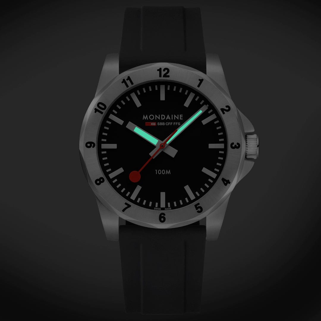 Mondaine Numeri 42 mm, Silicone Rubber MSN.42120.RB