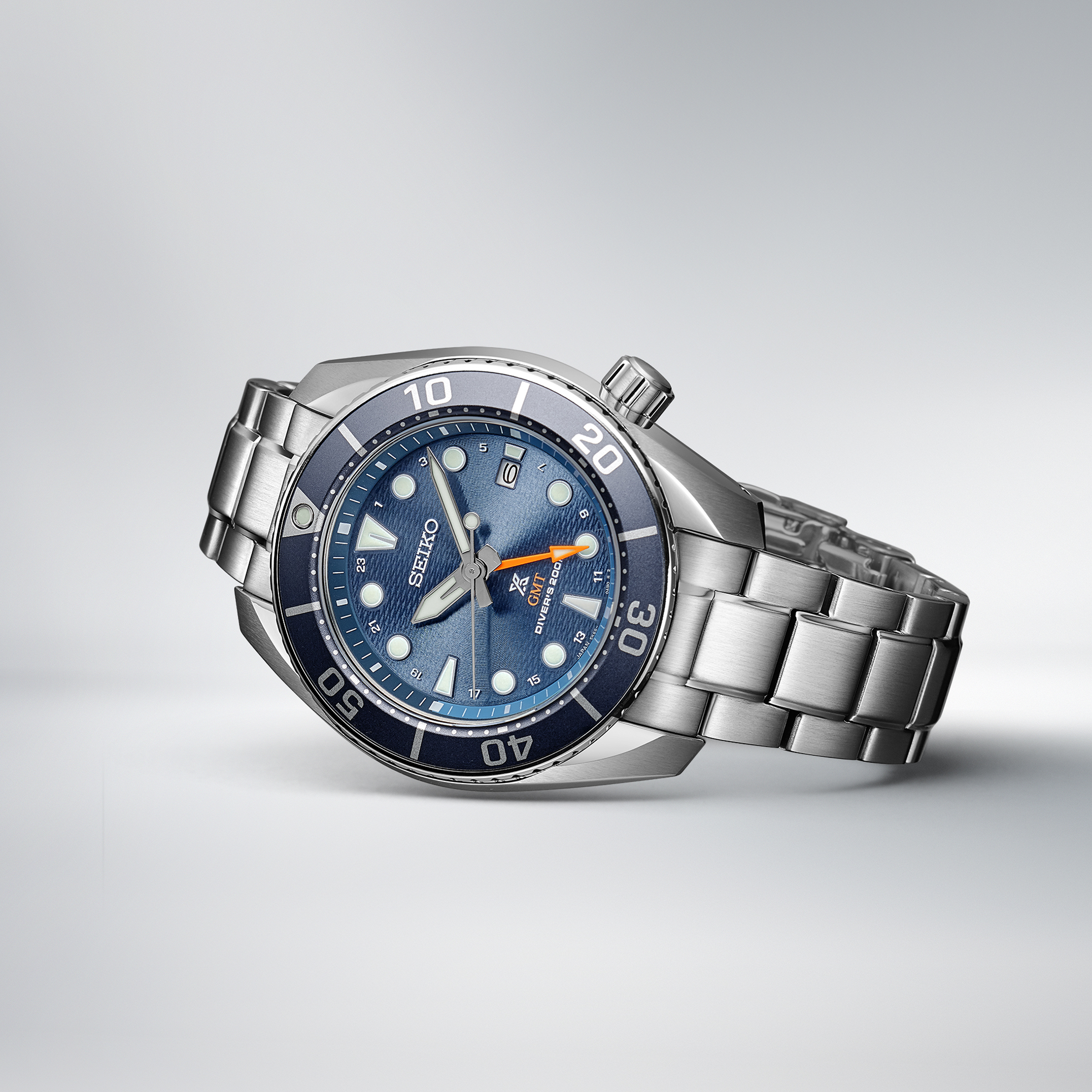 seiko-prospex-solar-gmt-diver-sfk001