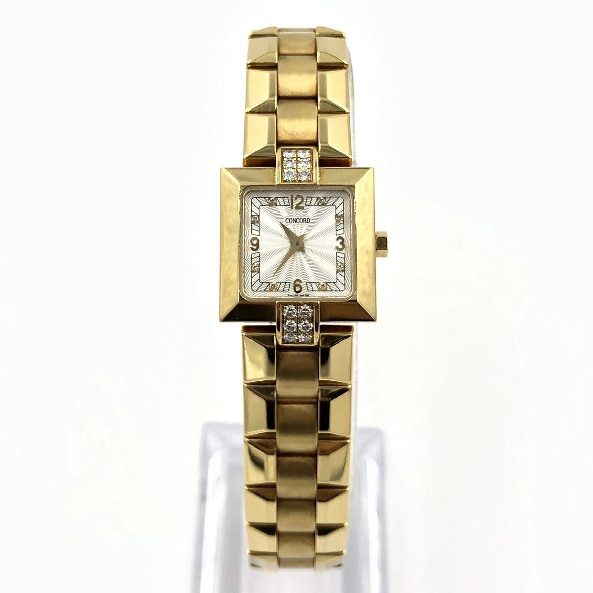 Concord lady 18k with diamond lugs and gold bracelet 1007092