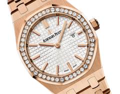 Audemars Piguet Royal OakQuartz 67651OR.ZZ.1261OR.01