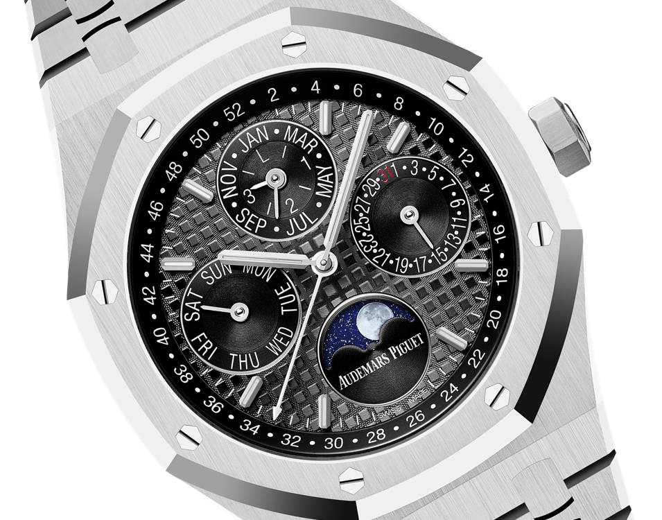 Audemars Piguet Royal OakPerpetual Calendar 26607BC.OO.1220BC.02